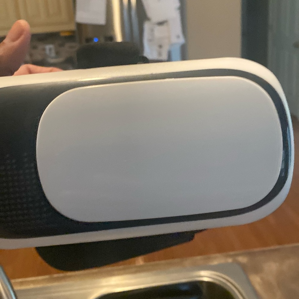 VR headset still working good